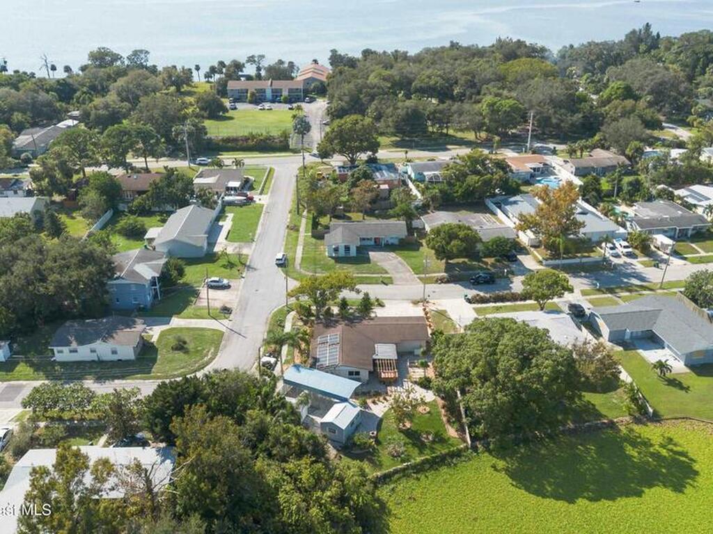 450 Deb Lane Lane, Merritt Island, FL 32952