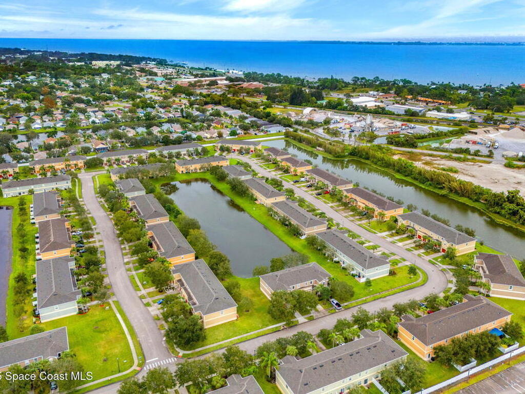 2765 Revolution Street, Melbourne, FL 32935