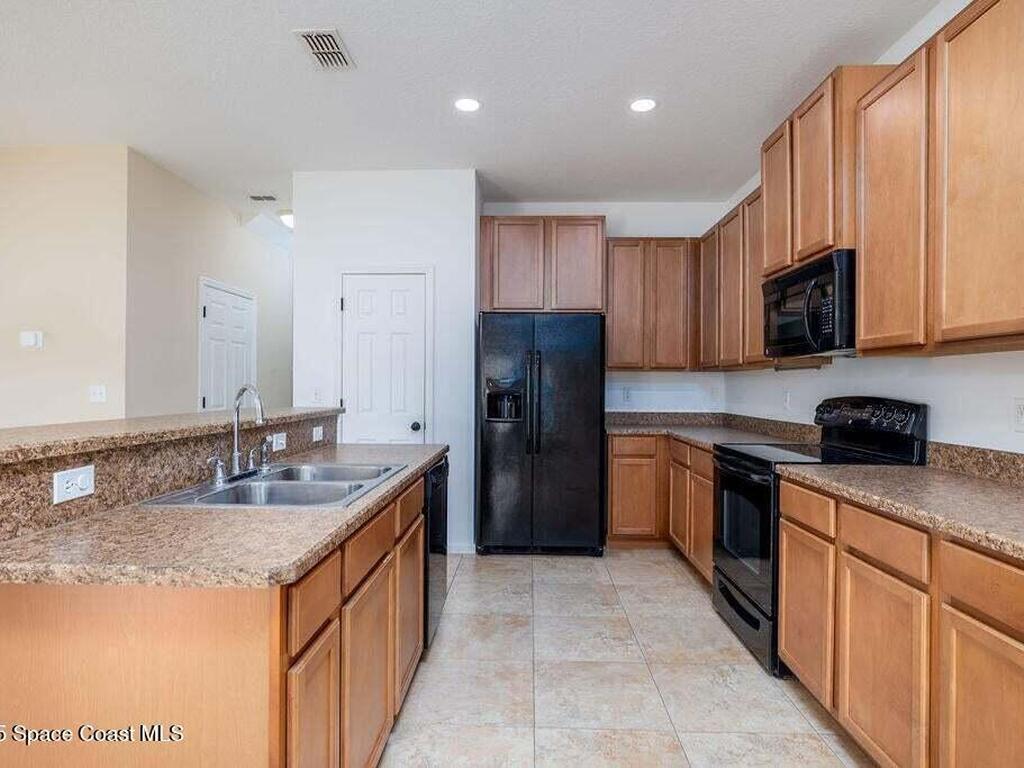 2765 Revolution Street, Melbourne, FL 32935
