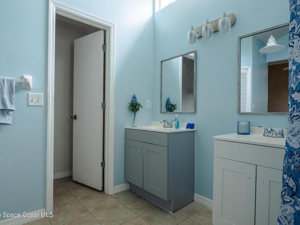 1613 Glenridge Street, Palm Bay, FL 32907