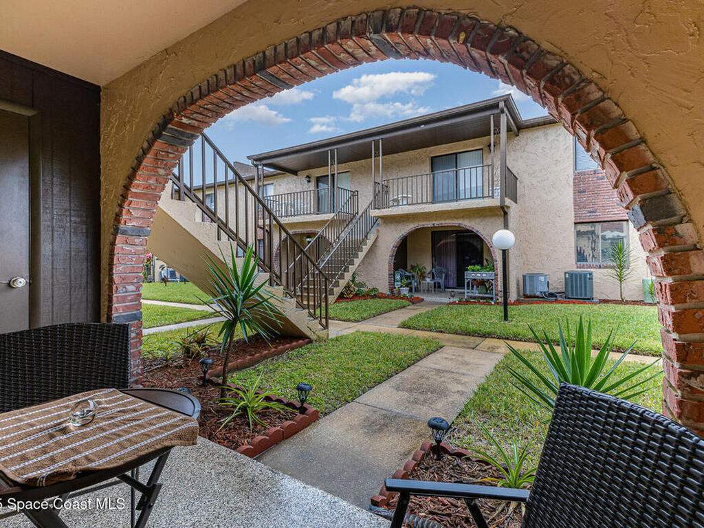 109 San Paulo Circle, West Melbourne, FL 32904