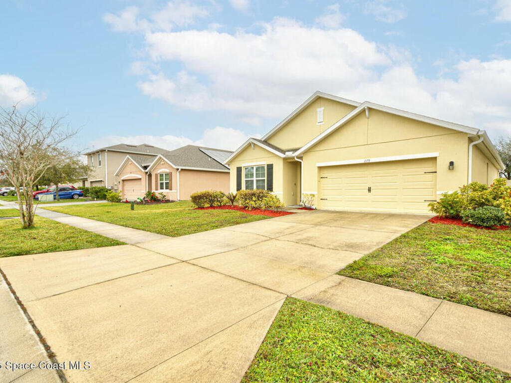 279 Forest Trace Circle, Titusville, FL 32780