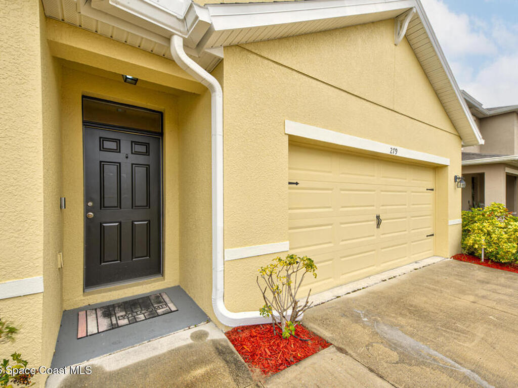 279 Forest Trace Circle, Titusville, FL 32780