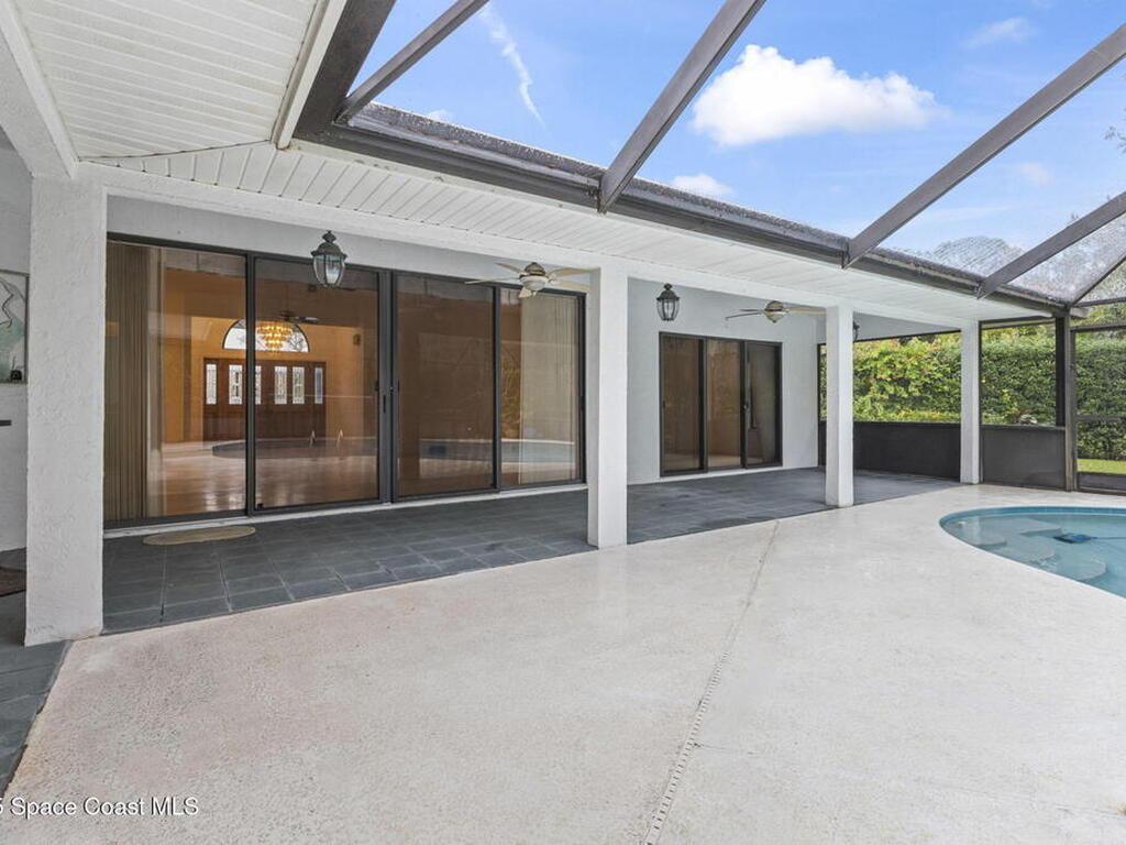 1121 SW Forest Hill Cove, Port St. Lucie, FL 34986