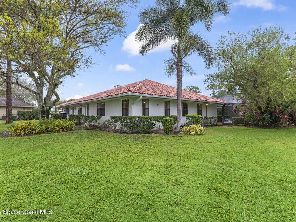 1121 SW Forest Hill Cove, Port St. Lucie, FL 34986