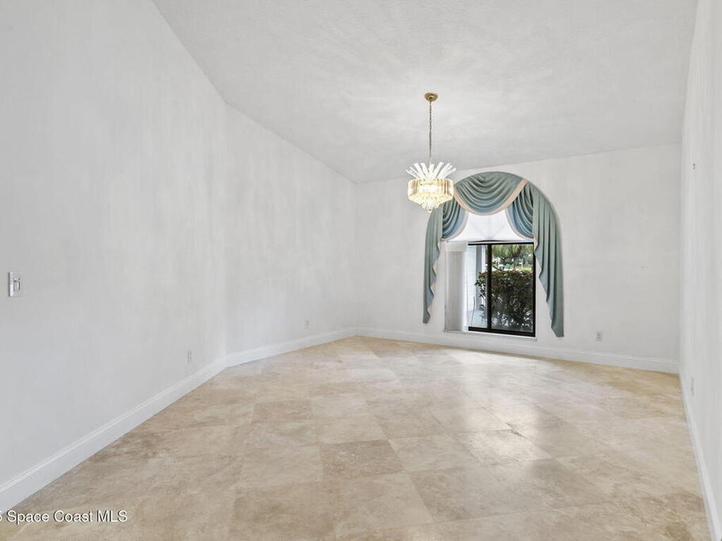 1121 SW Forest Hill Cove, Port St. Lucie, FL 34986