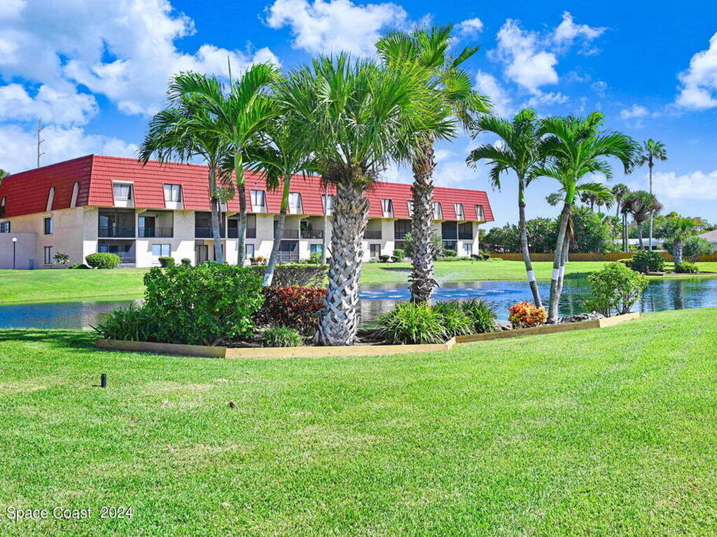 800 S Brevard Avenue, Cocoa Beach, FL 32931