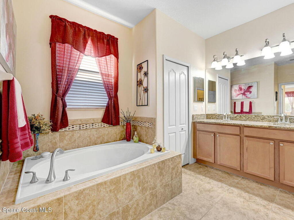 3804 Sansome Circle, Melbourne, FL 32940