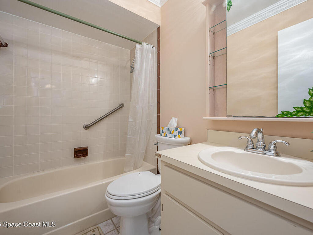 834 Angela Avenue, Rockledge, FL 32955