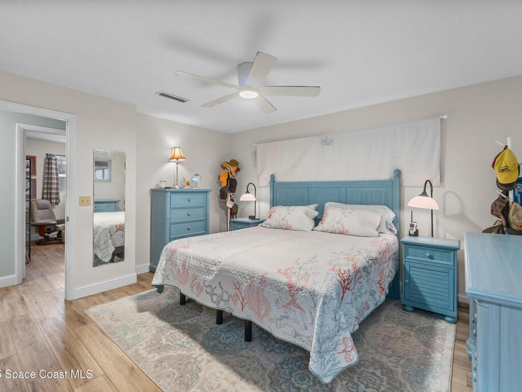 940 Waikiki Drive, Merritt Island, FL 32953