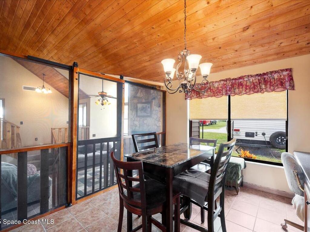 430 11th Lane, Vero Beach, FL 32962