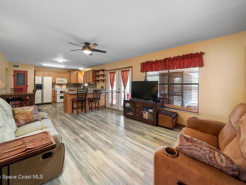 430 11th Lane, Vero Beach, FL 32962