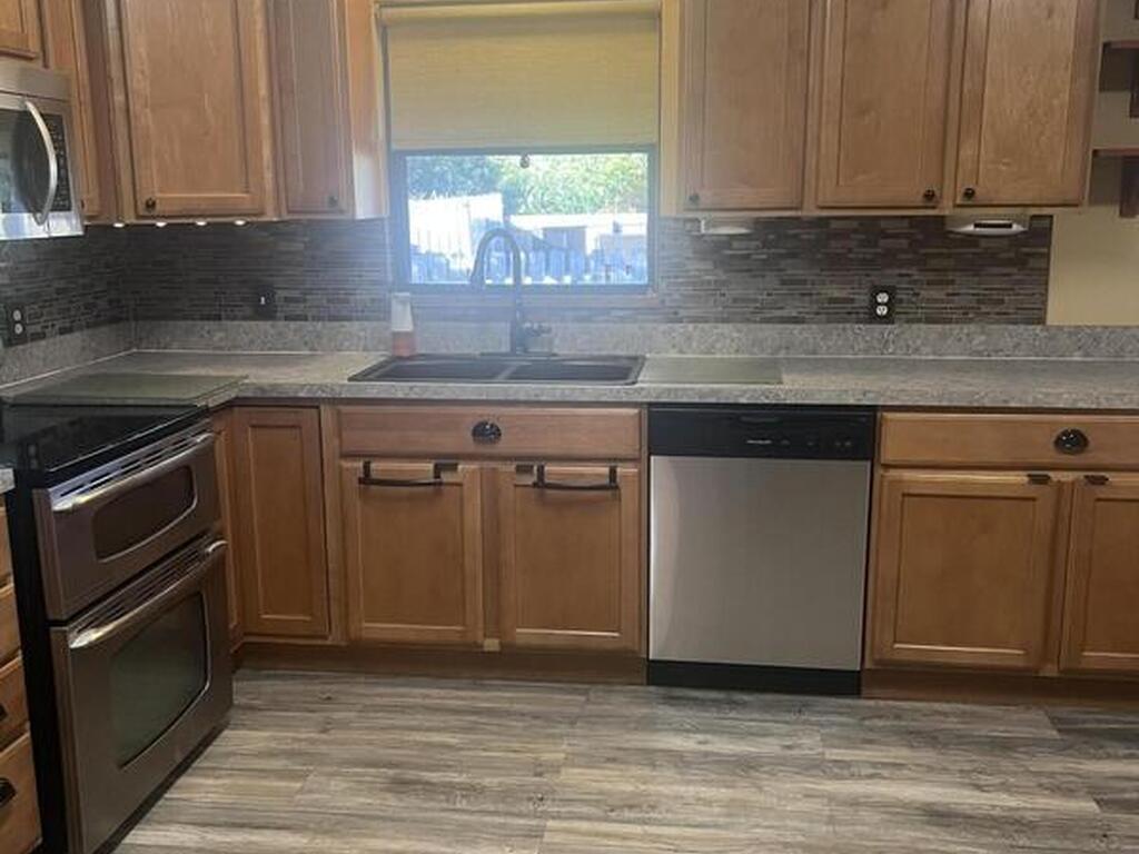 430 11th Lane, Vero Beach, FL 32962