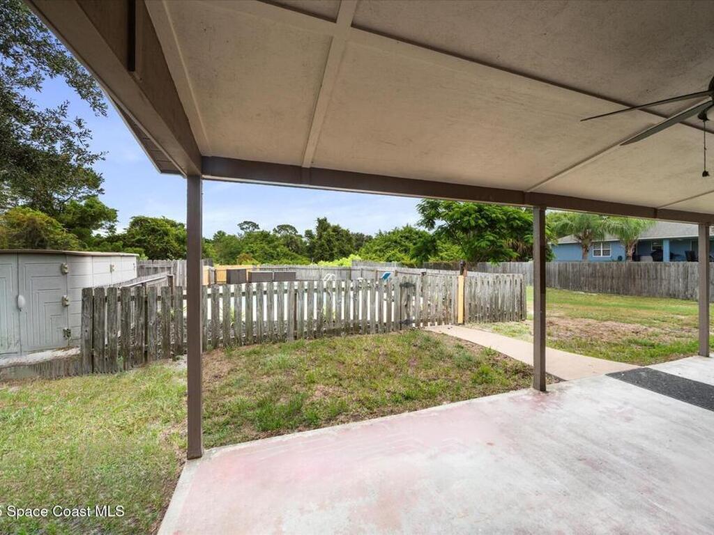 430 11th Lane, Vero Beach, FL 32962