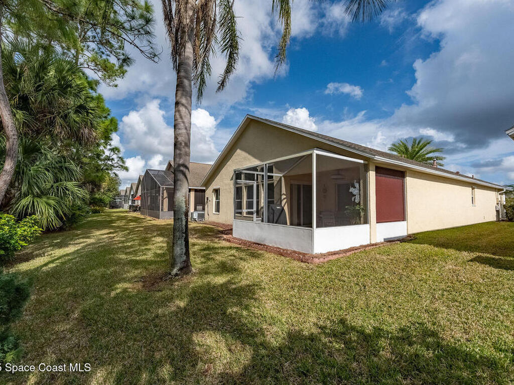 2223 Chinaberry Circle, Palm Bay, FL 32909