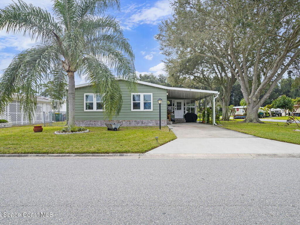 345 Avocado Drive, Barefoot Bay, FL 32976