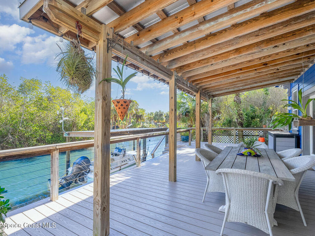 48 Vip Island, Grant, FL 32949