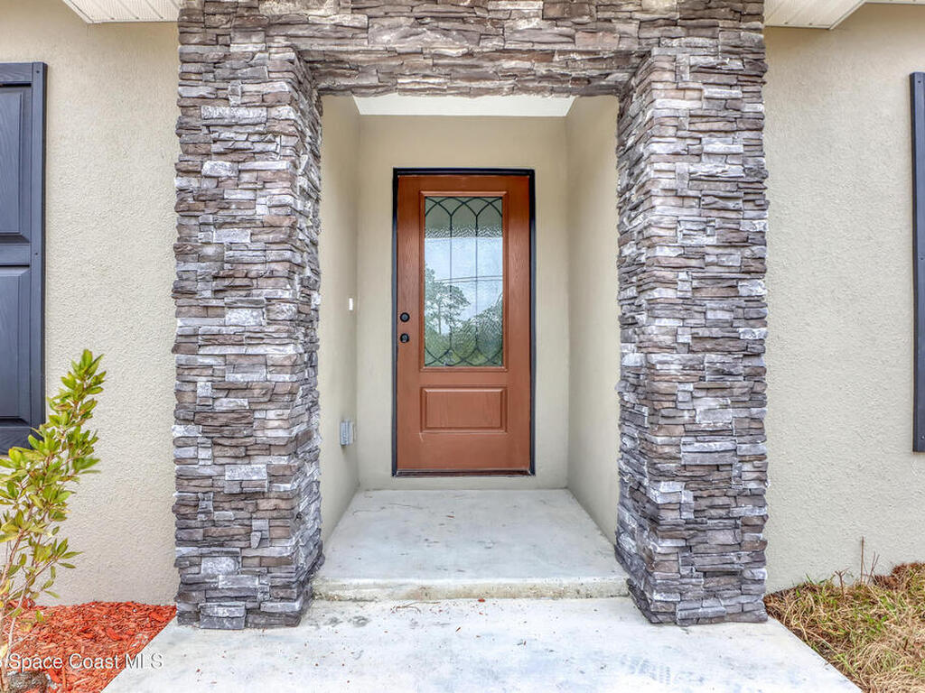 5235 Blounts Ridge Road, Mims, FL 32754