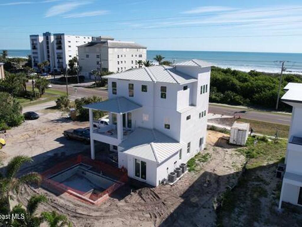 2050 S Atlantic Avenue, Cocoa Beach, FL 32931