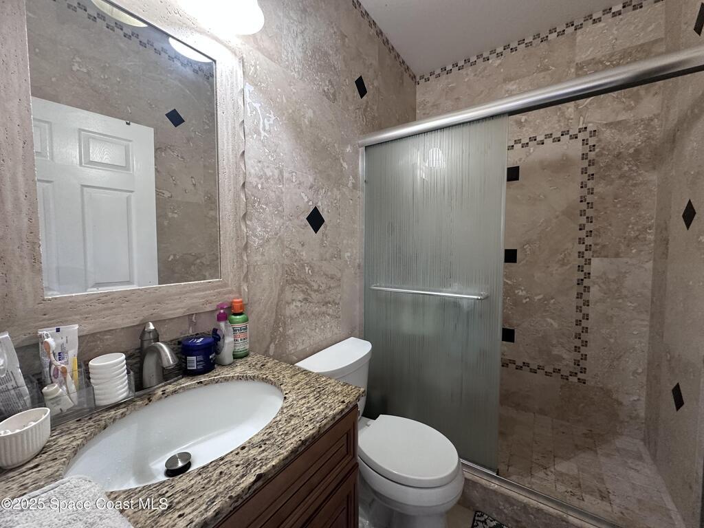 2893 Glasbern Circle, Melbourne, FL 32904