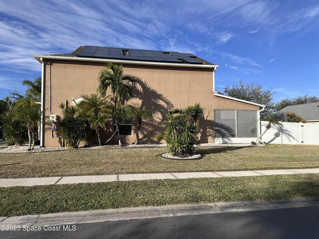 2893 Glasbern Circle, Melbourne, FL 32904