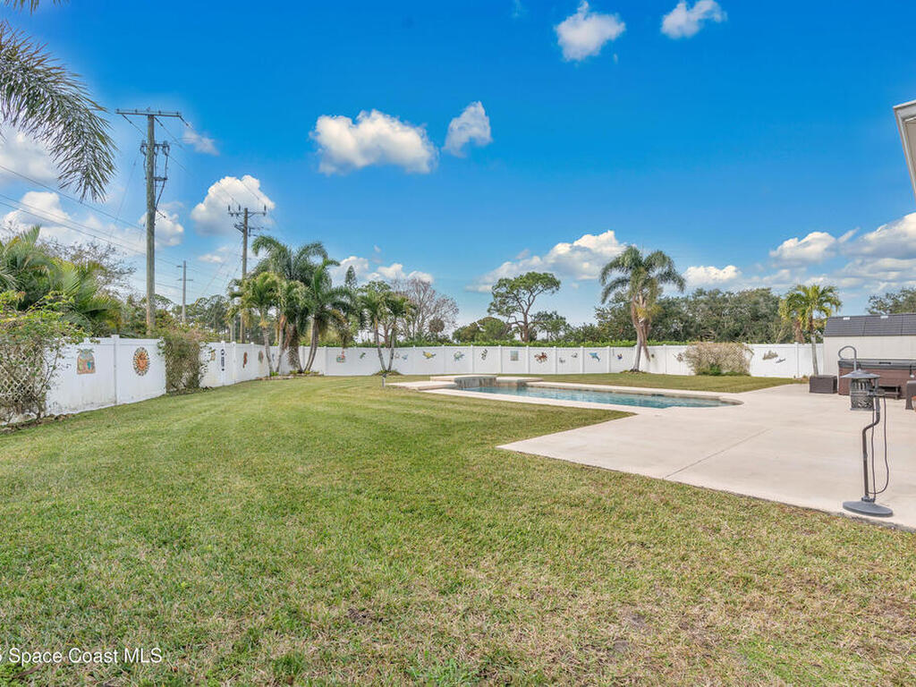 2057 Attilburgh Boulevard, Melbourne, FL 32904