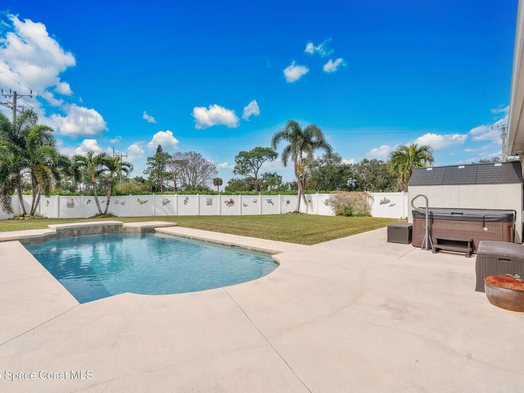 2057 Attilburgh Boulevard, Melbourne, FL 32904