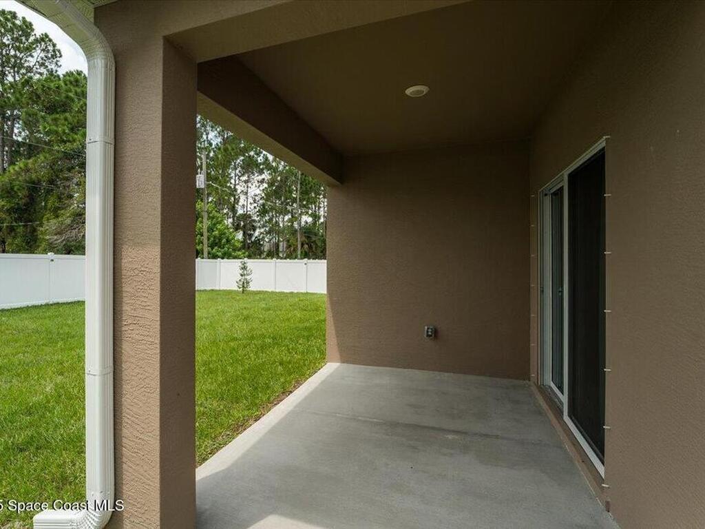458 Haleybury Street, Palm Bay, FL 32908