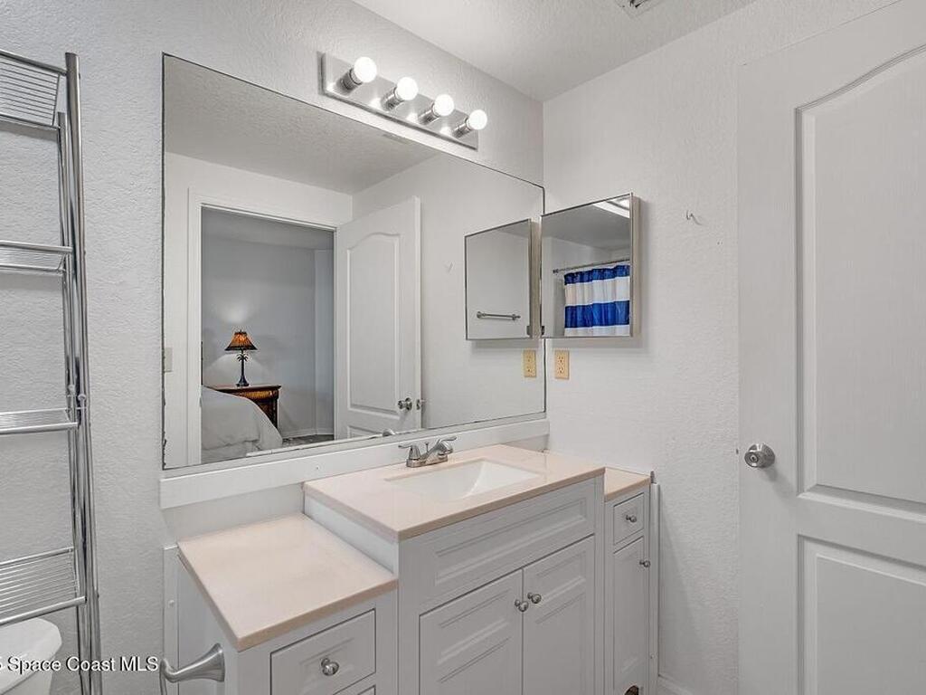 106 SW Peacock Boulevard, Port St. Lucie, FL 34986
