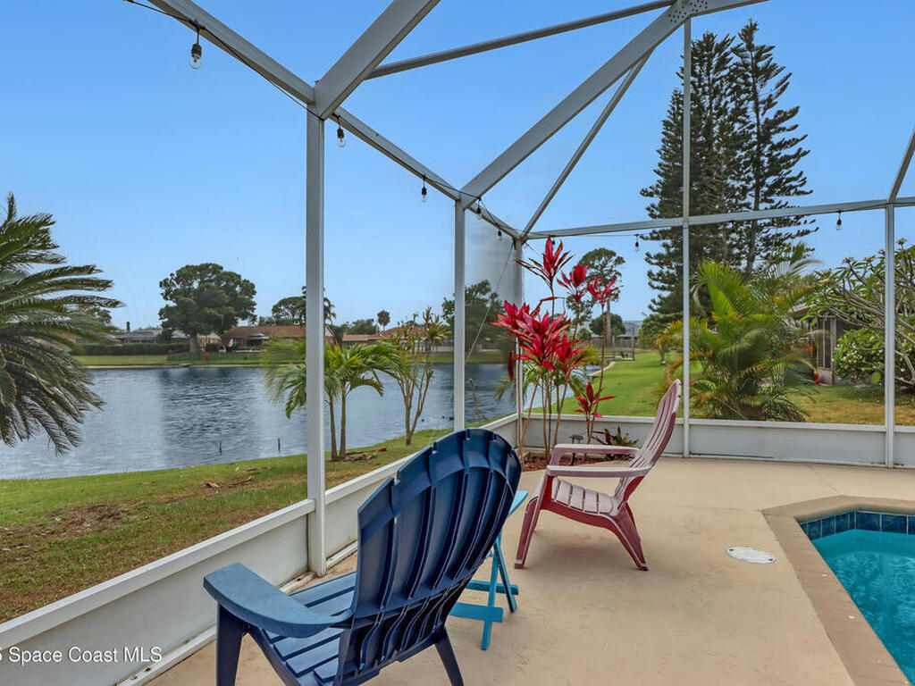 160 Palm Circle, Melbourne, FL 32940
