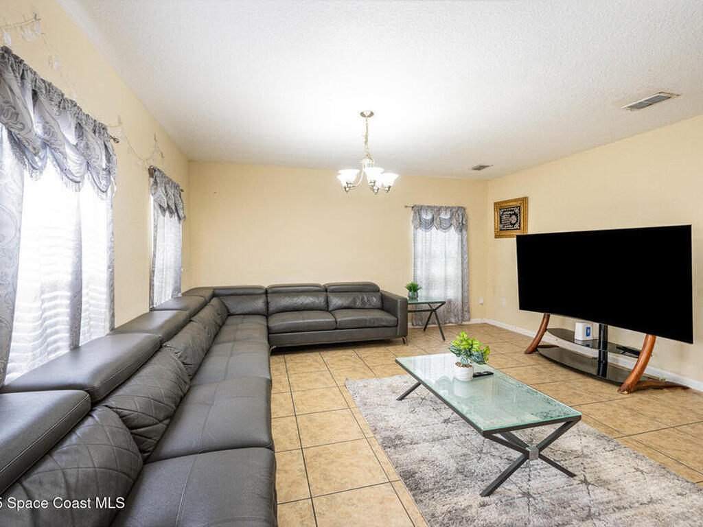 1545 Litchfield Drive, Melbourne, FL 32904