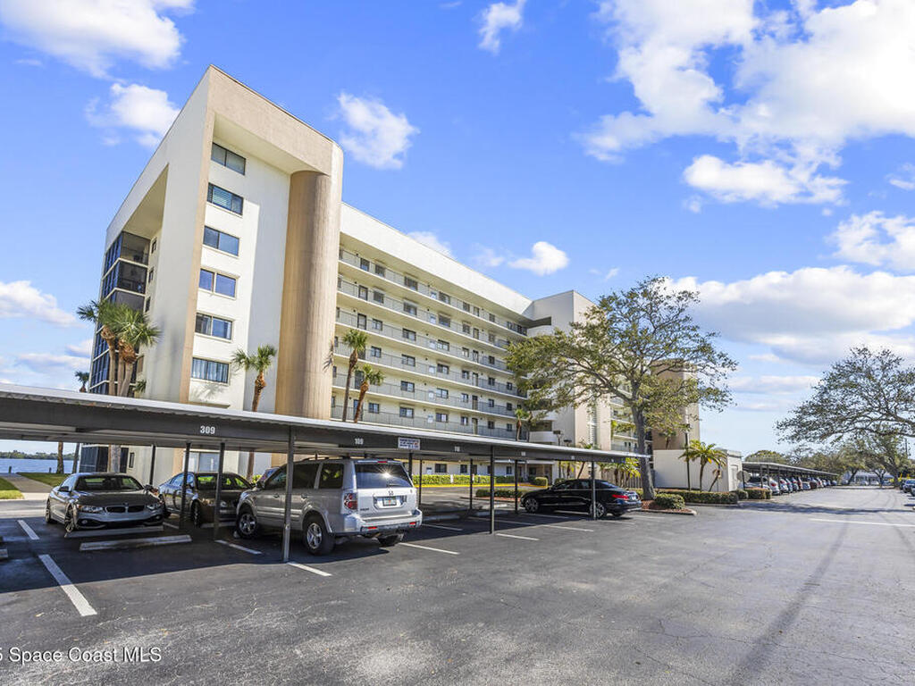 300 S Sykes Creek Parkway, Merritt Island, FL 32952