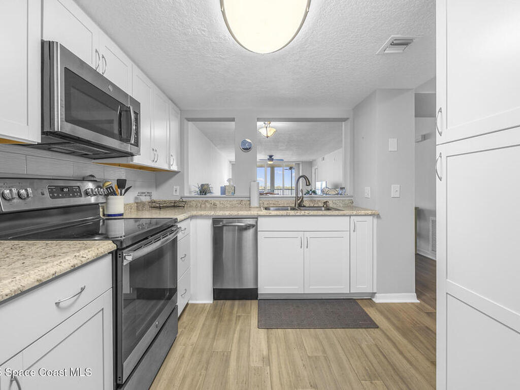 300 S Sykes Creek Parkway, Merritt Island, FL 32952
