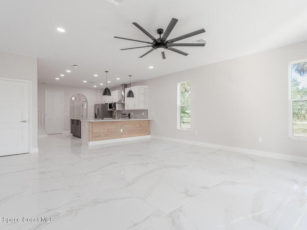121 Jefferson Avenue, Cape Canaveral, FL 32920