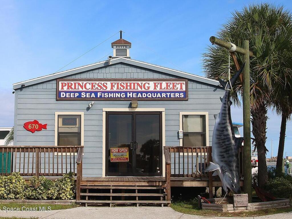 121 Jefferson Avenue, Cape Canaveral, FL 32920