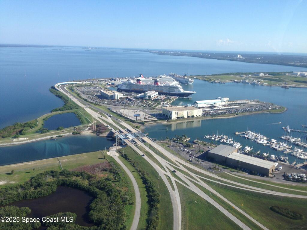 121 Jefferson Avenue, Cape Canaveral, FL 32920