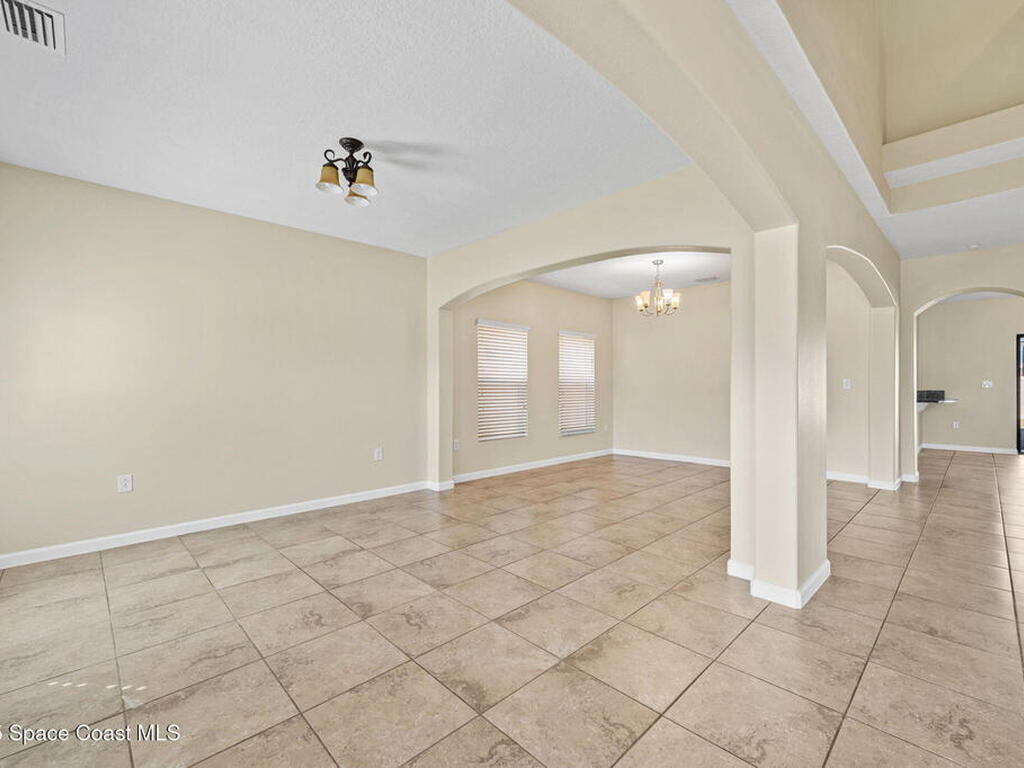 640 Fiddleleaf Circle, West Melbourne, FL 32904