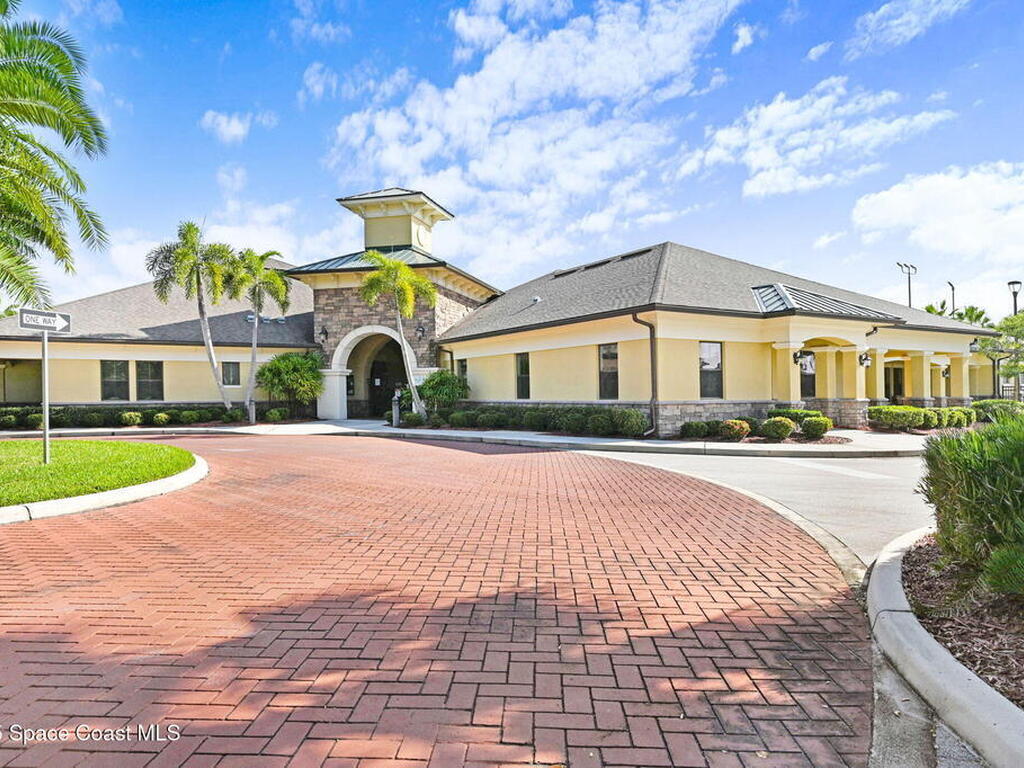 640 Fiddleleaf Circle, West Melbourne, FL 32904