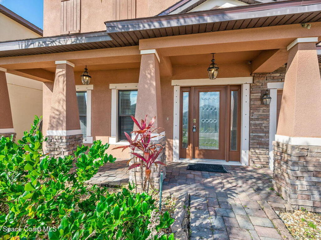 640 Fiddleleaf Circle, West Melbourne, FL 32904