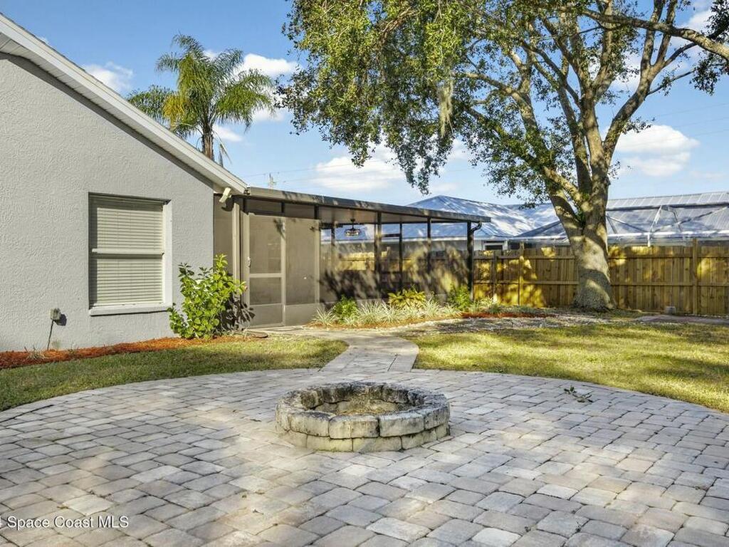 493 Catalina Avenue, Palm Bay, FL 32907
