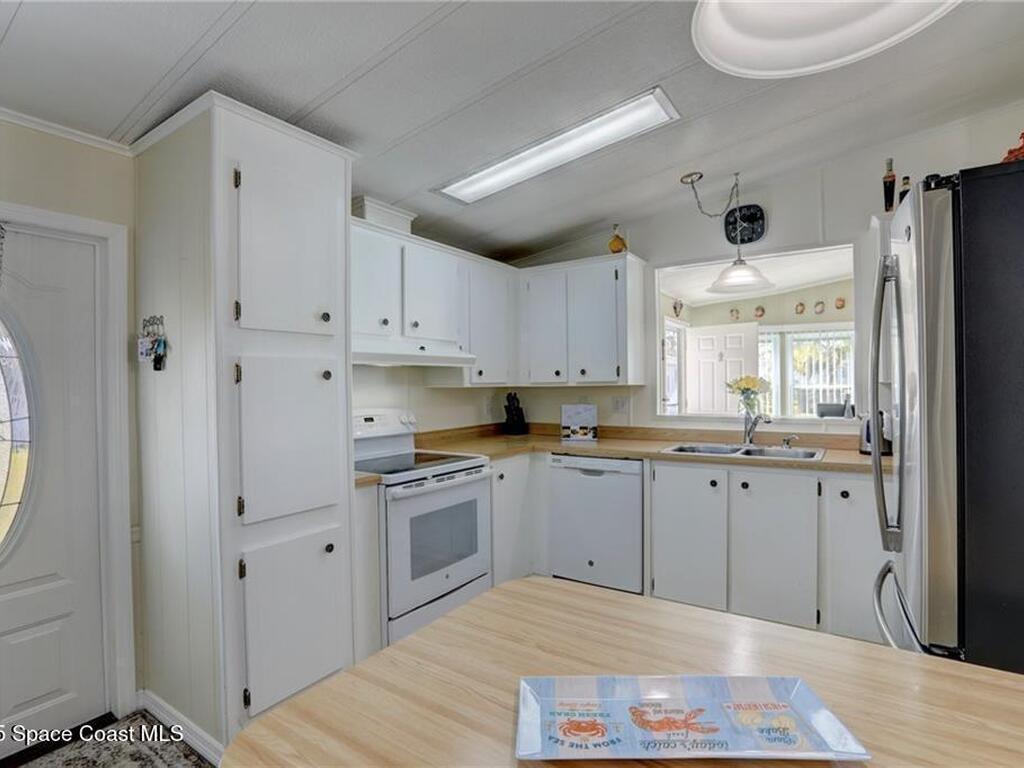 806 Lychee Drive, Barefoot Bay, FL 32976