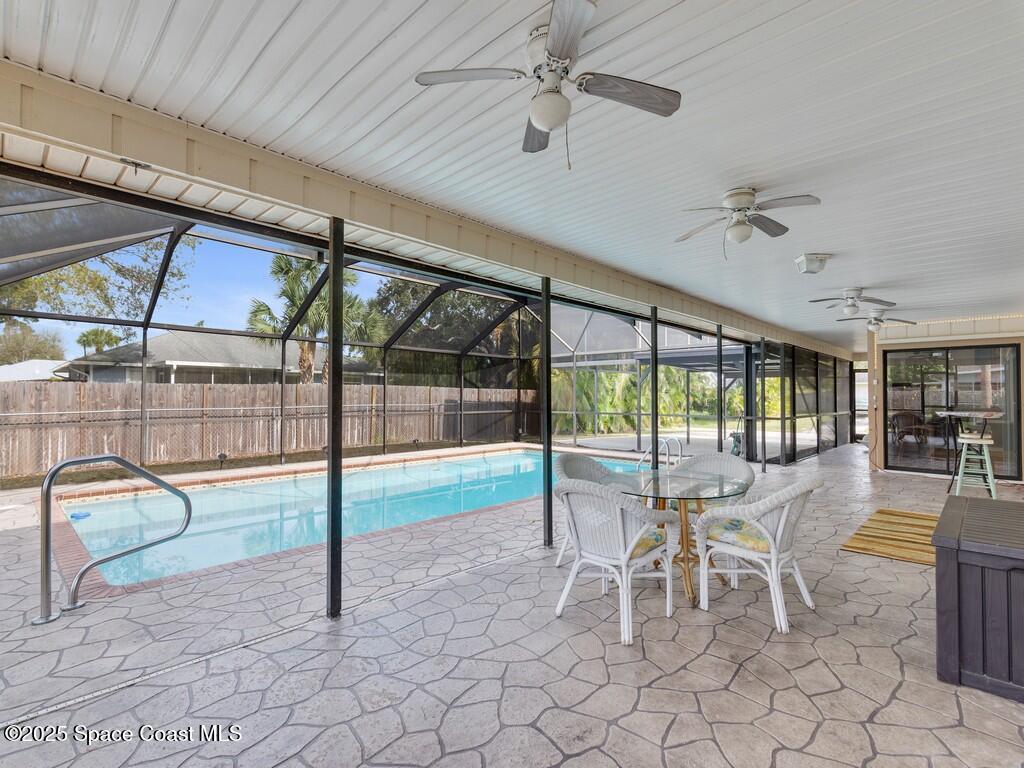 501 Carnival Terrace, Sebastian, FL 32958