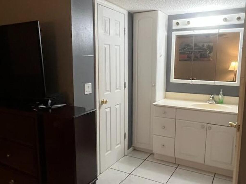 1775 Randall Avenue, Merritt Island, FL 32952