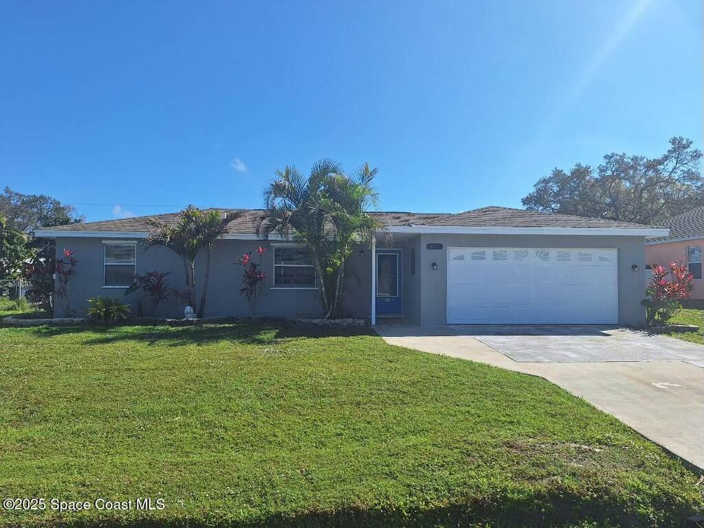 871 Hawaii Avenue, Palm Bay, FL 32907