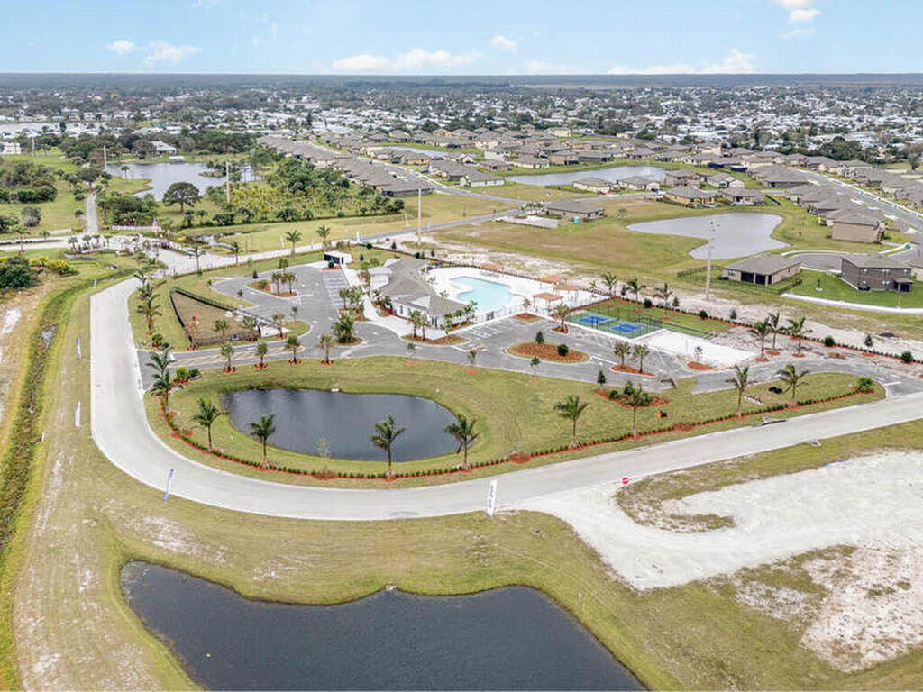 4823 Alabaster Drive, Grant, FL 32949