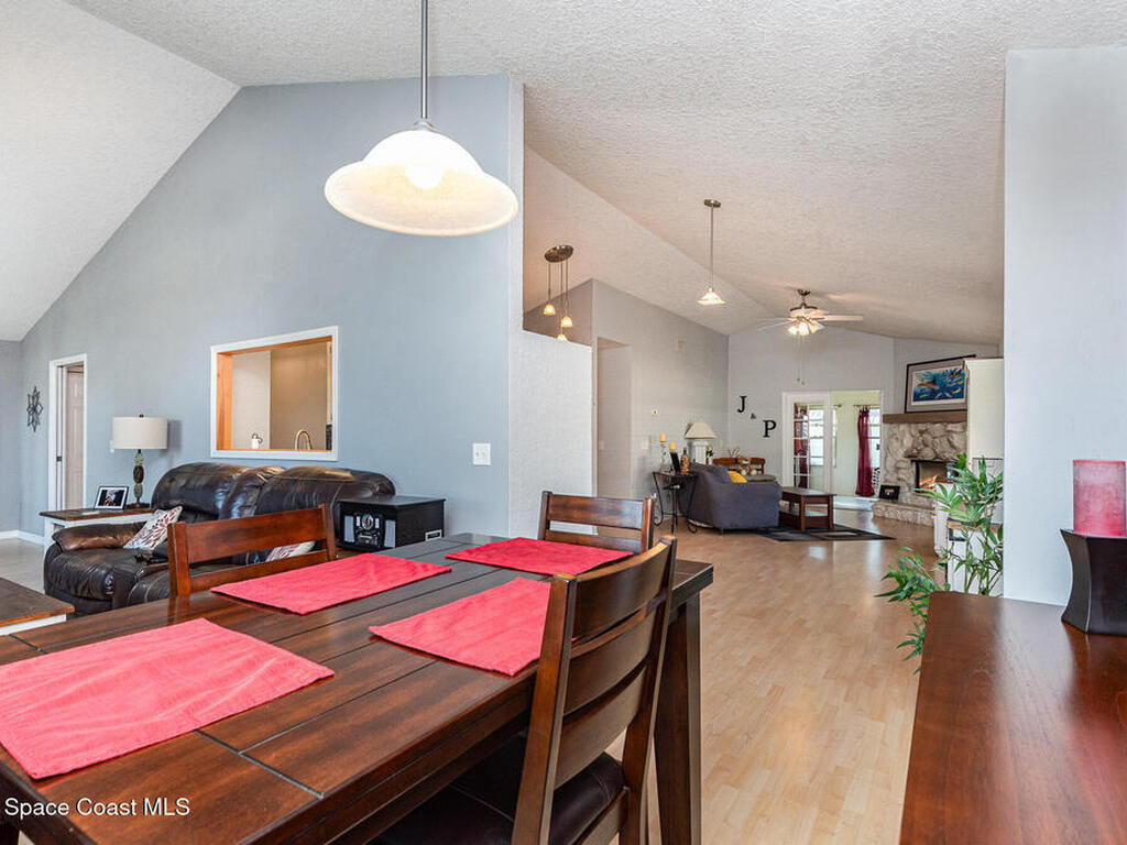 3200 Treetop Drive, Titusville, FL 32780