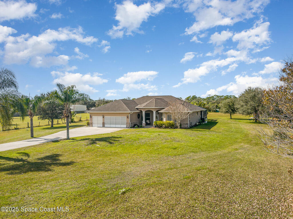 1900 Weber Road, Malabar, FL 32950