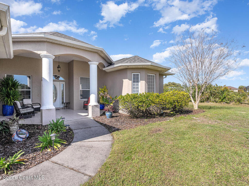 1900 Weber Road, Malabar, FL 32950