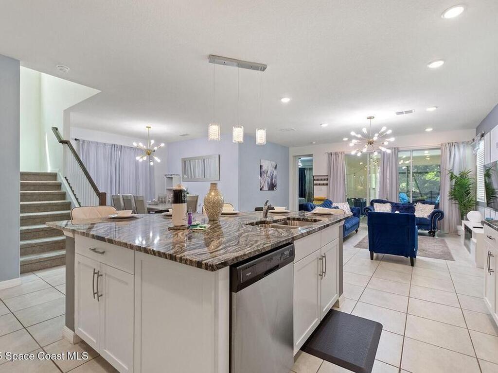 8939 Coconut Breeze Drive, Kissimmee, FL 34747
