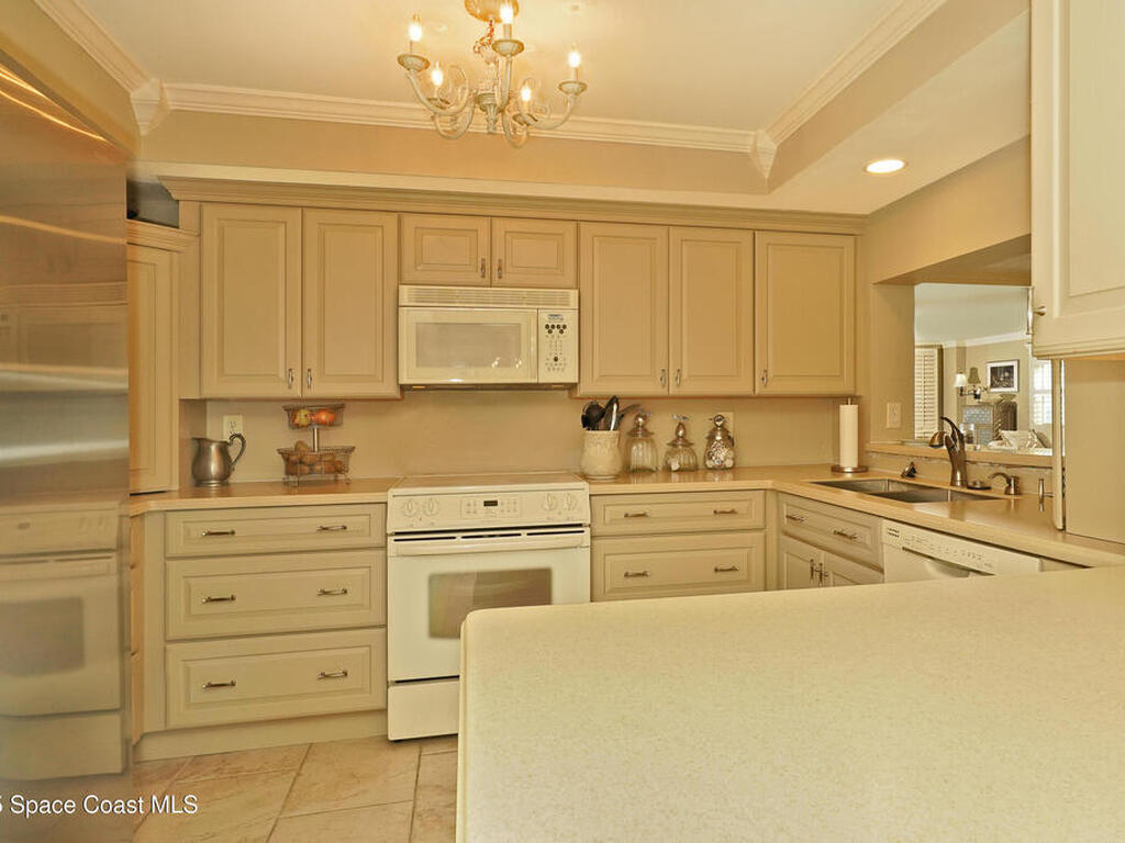 830 N Atlantic Avenue, Cocoa Beach, FL 32931
